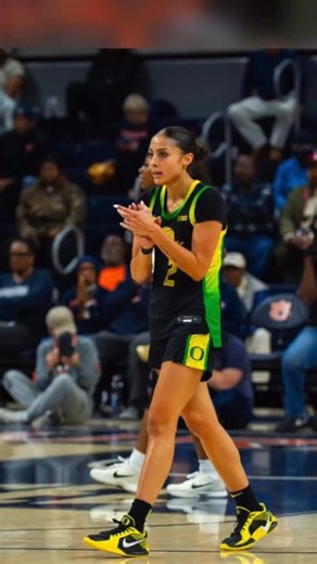 Courtside WBB on Instagram: "Katie Fiso went for 24 points as Oregon remains undefeated! @katiefiso"