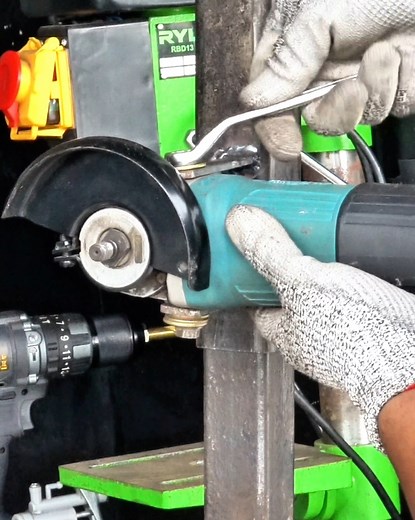 2.3M views · 32K reactions | #fabricationweldingcrafttools #welding #Handmade #diy #tools | R3 Welder Art | Facebook