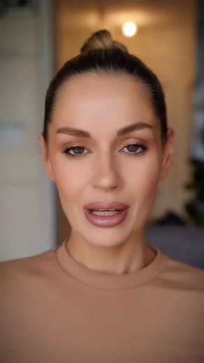 Szybkie przejście przez kolejne etapy w makijażu :) Czy Wy też nakładacie makijaż w tej kolejności, czy zupełnie inaczej?:) #makijaz#makeup#poradymakijazowe#makeuptip#makeupartist#kursmakijażu | Maja Adamiak