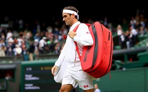 I don't think Roger Federer came into Wimbledon deliberating the best time to retire, but he may well be doing so now: Boris Becker