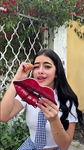 How would you rate it from 1 to 10? 🫦 #laurasofiadepende #shorts