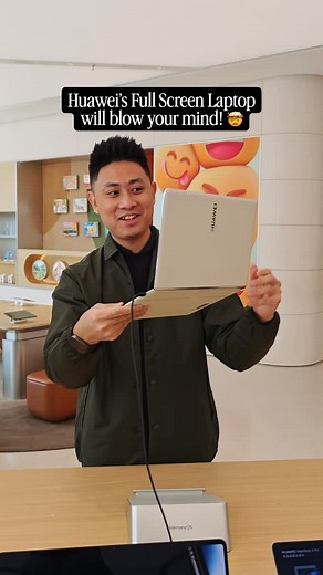 368K views · 2.9K reactions | Man HUAWEI makes SO MANY incredible tech gadgets! First time seeing the #HUAWEIMateBookFold Ultimate Design and 勞勞勞 #HUAWEI @huaweimobile | Lim Reviews | Facebook