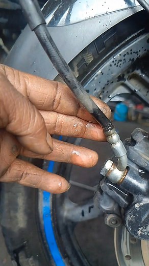 155 reactions | ABS Pipe Crack? DCPC Boza 220 से Permanent Fix पाएं  #mechaniclife #MotorcycleTips #bikemodification #diydecor #bikeengineoil #viralmemes #autorepair #DesiJugad #bikerestoration #indian #BikeService #repair #bikemaintenance #workshoplife #yamaha | Nasim Bhai | Facebook