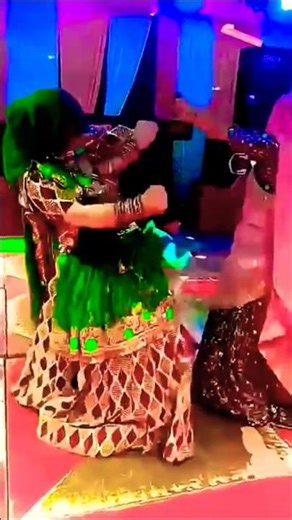 new shorts reels #meenageet #marwari #rajasthaniclture #dance #shekhawati