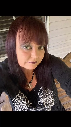 Beverly Adams (@beverlyadams85)’s videos with Here for the Party - Gretchen Wilson