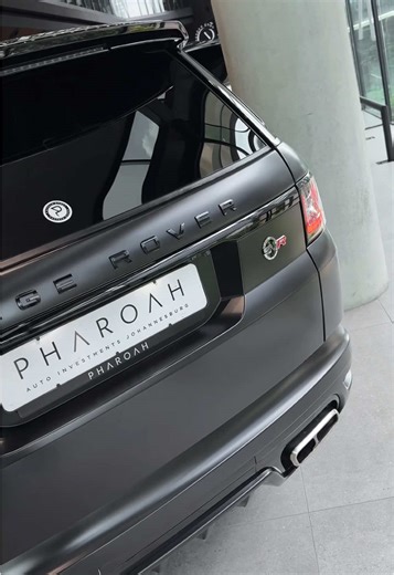 2019 Range Rover Sport SVR: Performance Meets Luxury