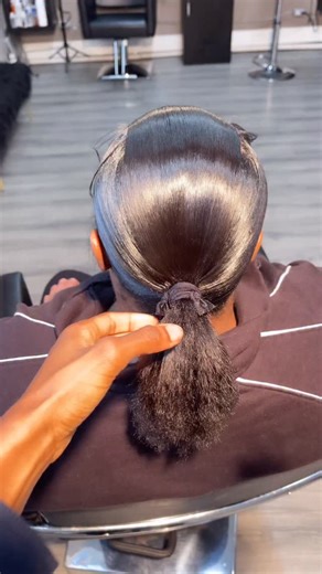 Licensed Cosmetologist🪪 on Instagram: "🌸want to achieve a sleek fishtail pony without the giant hump in the back? Here you go! Pair this with my last reel on how to achieve the sleek ponytail holder look and you have a recipe for a happy client!💗"