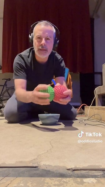 Day 19 of sharing some basic Foley artist techniques and info with you! Follow for more! #foleyartist #foley #oddiostudio #oddio #sound #soundfx #audio #movie #movies #series #hbo #appletvplus #netflix #cineplex #prime #lesson