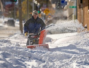 Lake-effect snow drops more than 10 inches in parts of Racine and Kenosha counties