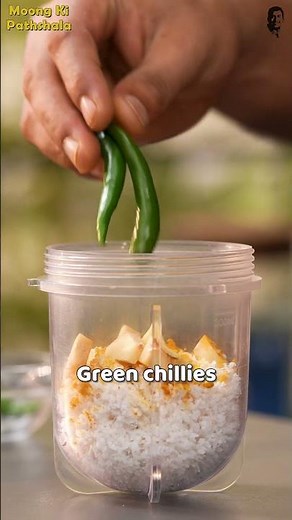 Bringing you ‘Green Moong Thoran’ from #MoongKiPathsala - fall in love with moong all over again! 💚