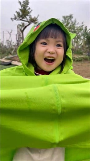 This Dinosaur 🦖 Is So Scary 😱… But It’s Actually Hilarious 🤣#funnyvideo #viralshorts #shorts