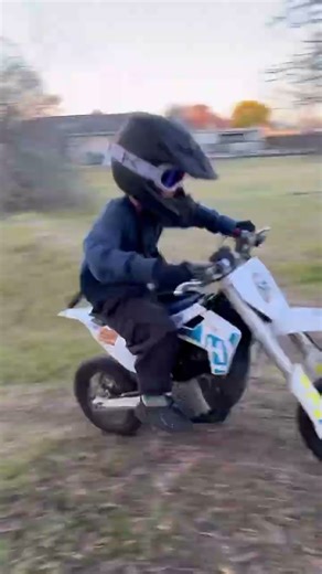 @HusqvarnaUSA with the EE3 ripping! @HusqvarnaMotorcyclesOfficial leading the @yamahaglobal TTR125