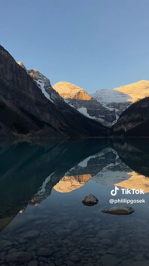 7:44am in Banff, Canada | Banff Canada