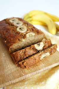 the perfect {vegan} banana bread - The Baking Fairy