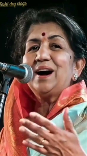 Mera Pyar Woh Hai Mar Kar Bhi Tumko | Lata Mangeshkar |Romantic Melody | Bollywood Love Song#shorts