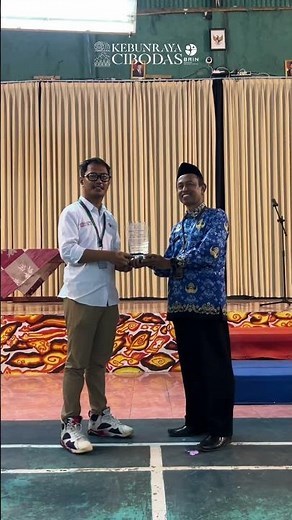 Pahlawan Masa Kini adalah Pahlawan Lingkungan! SMPN 1 Cipanas"BACK TO NATURE"!​