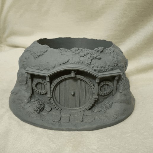 HOBBIT HOLE PLANTER - BAG END POT - THE HOUSE OF BILBO BAGGINS - LORD OF THE RINGS - LOTR