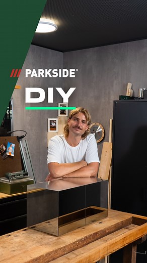 Elle a vraiment de l’allure une fois installée. 👀 On te montre comment fabriquer la table basse tendance en acier inoxydable. Sur YouTube, tu découvres toutes les étapes, pas à pas ! 🪩🛠️ #ÀVousDeJouer #PARKSIDE #PARKSIDER #Bricolage #DIY | Parkside DIY France