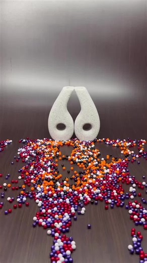 Calming reverse beads motion designed to relax your mind and reduce stress Perfect visual loop for meditation and peaceful moments. #asmrreels #stressrelief #oddlysatisfying