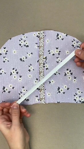 Quick and easy sewing tricks every beginner should know! From cutting to stitching, these little hacks can save you time and make your projects look professional. 💡✨ #SewingTips #DIYProjects #SewingHacks #CraftLife #NeedleAndThread #HandmadeWithLove #SewingForBeginners #CreativeIdeas | Merry’s SwingTips