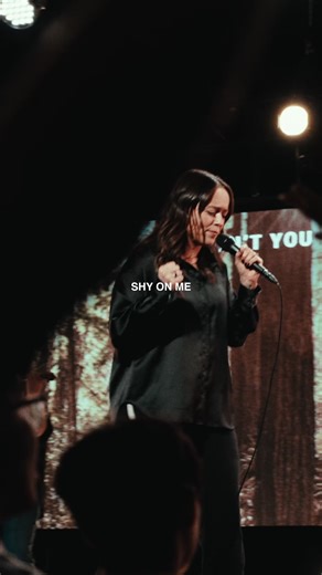 Get up and PRAISE THE LORD! 🗣️🙌 Watch the full video of