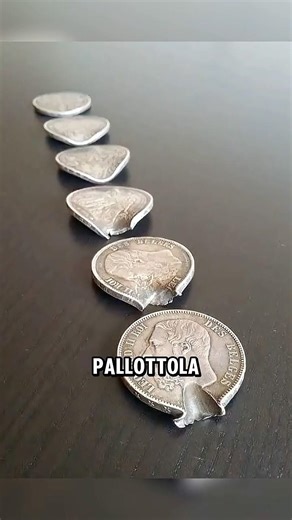 monete che hanno salvato una vita. Avete mai visto queste foto?