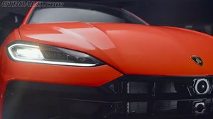 😲🏁👏800 HP Lamborghini Urus now plugin hybrid the Urus SE 0-200 km/h in 11,2 s top speed 312 km/h 950 Nm Automobili Lamborghini opens a new chapter in its history with the Urus SE, the first hybrid plug-in version of the Lamborghini Super SUV. Featuring a new design, optimized aerodynamics, unprecedented on-board technology and an 800 CV hybrid powertrain, the PHEV (Plug-in Hybrid Electric Vehicle) version moves on Urus S in terms of comfort, performance, efficiency, emissions and driving plea