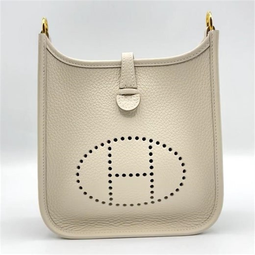 Hermès Evelyne TPM Clemence Craie | Leather: Taurillon Clemence | Hardware: — | Stamp: G (2026)