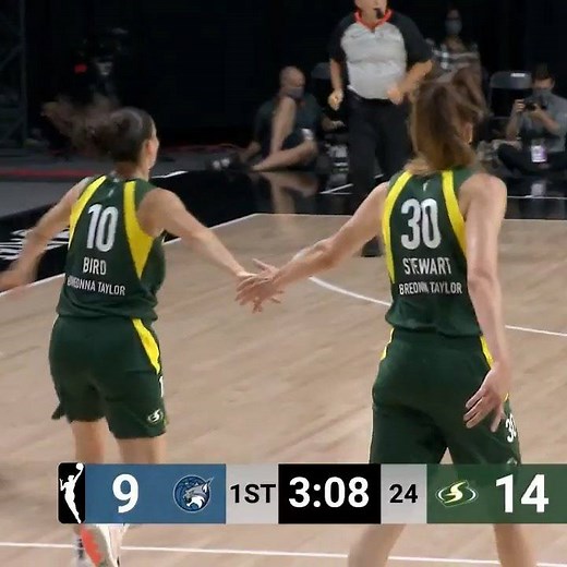 The Seattle Storm duo couldn't be stopped tonight 😤 #WatchMeWork | #ATTtipoff Breanna Stewart:18 PTS, 10 REB, 3 STL Sue Bird: 16 PTS, 4-6 3PM, 4 AST | WNBA