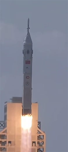 China's Moon Rocket is HERE: Long March 10 Launch & Daring Ocean Catch!