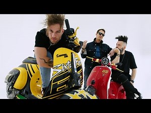 Paps, Alien Cut - 50 Special (Visual)