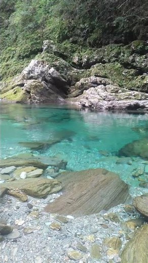 高知県 安居渓谷 水晶淵
