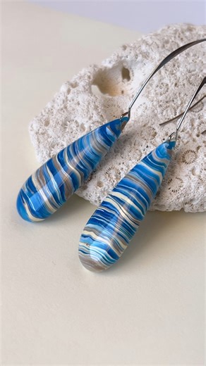 JessamaDesign on Instagram: "Attempting Caribbean Calcite Earrings from Translucent Polymer Clay & Alcohol Inks Want to see a full tutorial? Check it out on Jessama Tutorials Youtube channel: https://youtu.be/k1bcPryVaIU Mold: https://jessamadesign.etsy.com/listing/1488155547 Earring cutter: https://jessamadesign.etsy.com/listing/1906456569 #polymerclay #polymer clay art ideas #polymerclaytutorials #makeityourself #specialgifts #giftforher #clayart #clay #craftideas #jewelry #jewelrymaking #clay