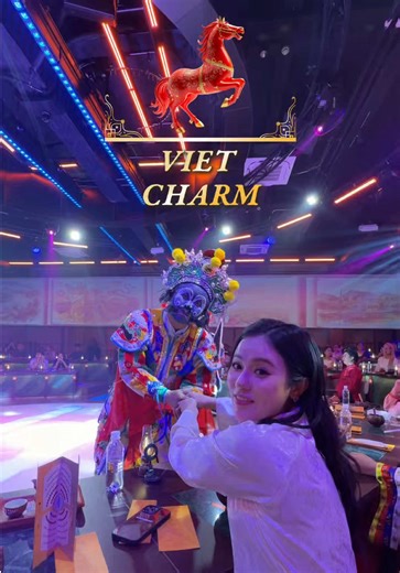 Trải nghiệm ẩm thực và nghệ thuật tại VietCharm