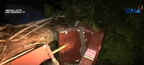 Typhoon Tino batters parts of Visayas, Bicol