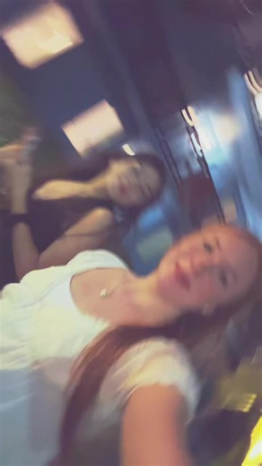 Night walk in Disney day 1💗 #fyp#disney @Jay