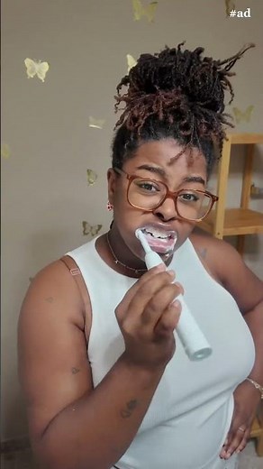 Arm and Hammer Peroxicare toothpaste helps reduce gum bleeding and gum redness! 🩵🫂🪥