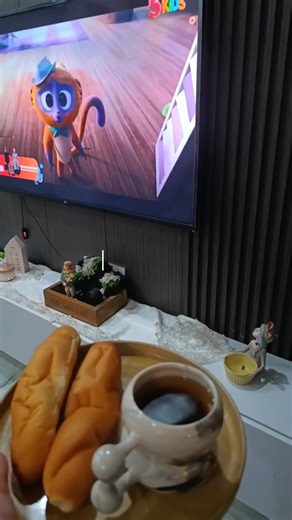 A Day in My Life: Daily Routine and Home Cleaning Tips