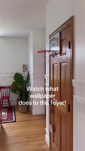 Large Size Growing on Me Wallpaper for Your Foyer