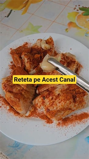 Fleică de porc fiartă și aromată cu paprikă! Rețeta bunicului 🥓