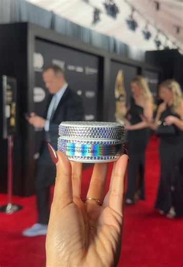 Spotted on the @GRAMMYS red carpet last night 🏆The award for Best Bonding goes ABC Hair Bandage Balm !