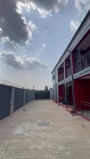 👷🏾🏠👷🏾 TO LET Only 4unit Of Room and parlor self remain with one 2Bed Room Foat !! A Newly Built of 4unit 2Bed Room Flat with 4Unit of Room and parlor self con @Ologolo estate,Along alafara/nihort road , Jericho extension With full Model facilities such as - Full POP - ⁠Good Electricity - ⁠CCTV camera - ⁠water heater - ⁠Walldrope - ⁠painted - ⁠kitchen cabinet - ⁠solar in compound - ⁠Personal Security - ⁠well fence and Gated Rent 1M / 800k Service charge 150k Documentation 10k Tp for Room and