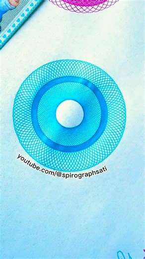 Spirograph is Fun & So Satisfying! 🎉🌀 | ¡El Espirógrafo es Divertido y Muy Satisfactorio! ✨#shorts
