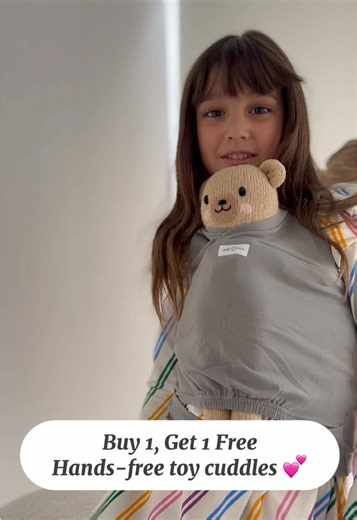 Just like Mum, but made for play 💛 Now’s the time to grab 2 for the price of 1. Fits most 34cm dollies & teddies. No buckles, just fun. #BOGO #DollyDink #PretendPlayGoals