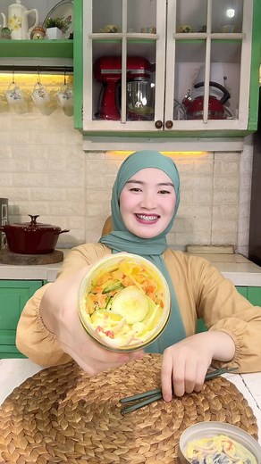 1.1M views · 15K reactions | ❗️SALAD TIMUN LOGAN LOW BUDGET #kancedinda Inspired by @logansfewd ni ce #saladtimun #saladtimunlogan #cucumbarsalad #logan #resepbumbukacang #dindaalamanda #aladinda #aladindacookery #antigumoh #asi #fyp #fypシ #tipsbanjirasi #tiplancarasi #pucukkates #daunkates #pare #jantungpisang ##asibooster #tipsasibanjir #bumbugiling #bumbuulek #batugiling #batuulek | Dinda Alamanda | Facebook