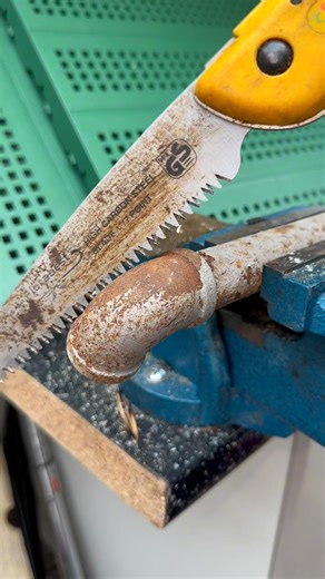 How to open Old Metal Pipe Elbow