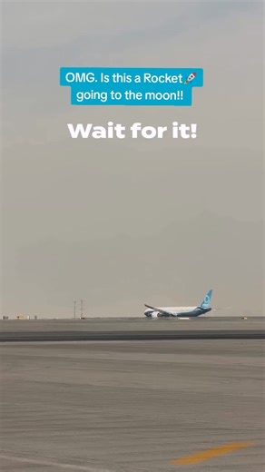 Boeing 777X at Dubai Airshow 2025 #Boeing #777x #dubai #dubaiairshow Courtesy of 777x lovers