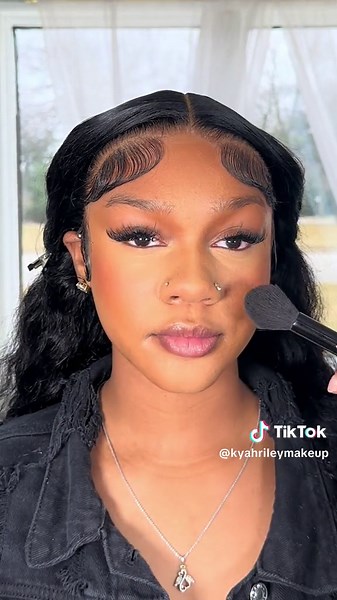 Step-by-Step Soft Glam Makeup Tutorial