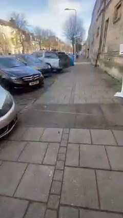 JAMES GREGORY MERIDIAN LINE Is SCOTLAND really 12 minutes behind the rest of the UK? The 17th Century Scottish astronomer and scientific pioneer James Gregory laid down a meridian line across the floor of his lab at St Andrews University in 1673, almost 200 years before the Greenwich Meridian was established and arbitrarily adopted as the world’s official prime meridian. As the brass meridian and plaque were unveiled at the site of Gregory’s lab in the King James Library ,it emerged that St Andr