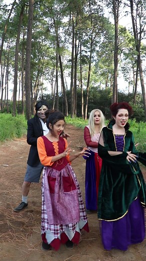 Hocus Pocus 2 Cover - Best Scenes with Sisters Isabel and Natalia Paz